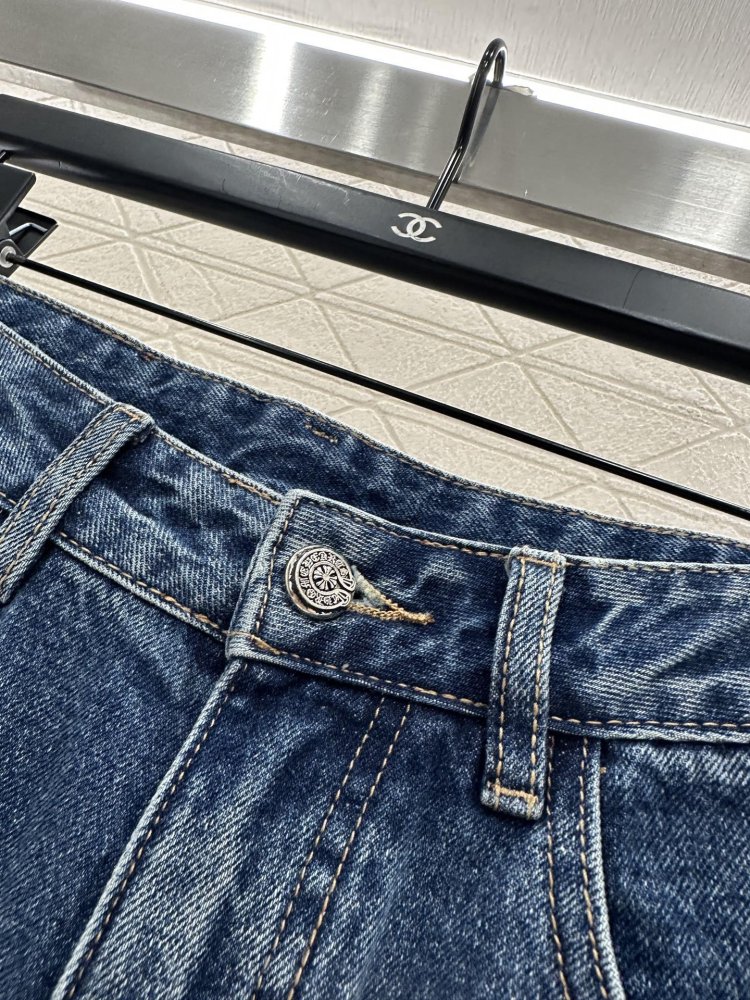 Джинси жіночі фото 5