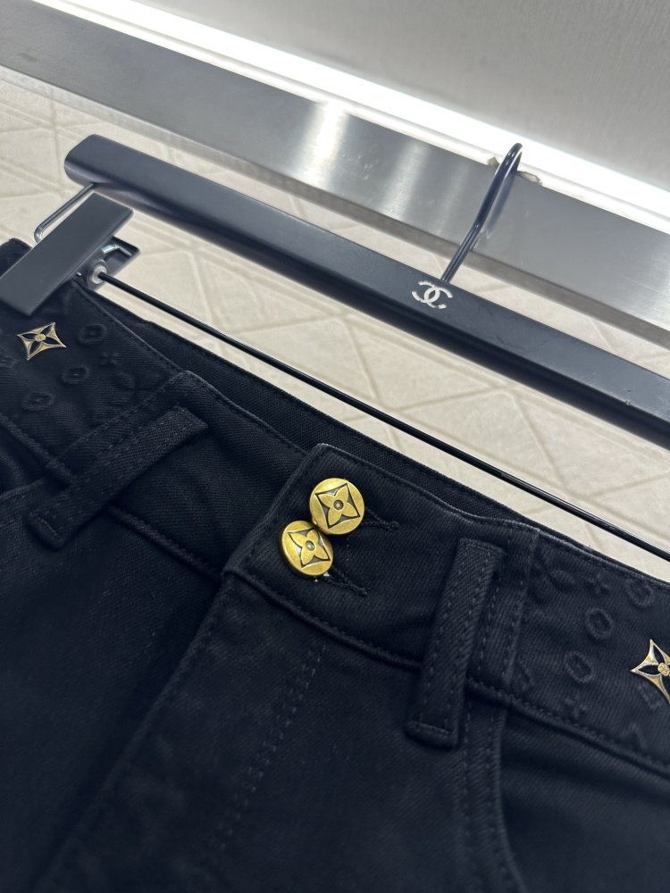 Джинсы женские фото 5