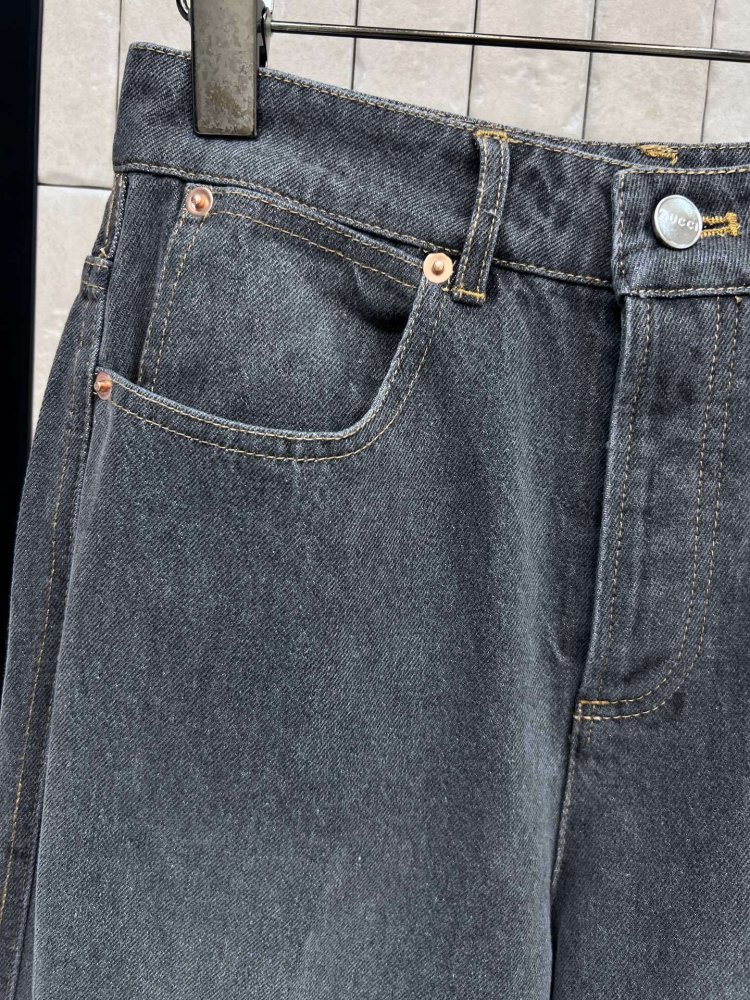 Джинсы женские фото 5