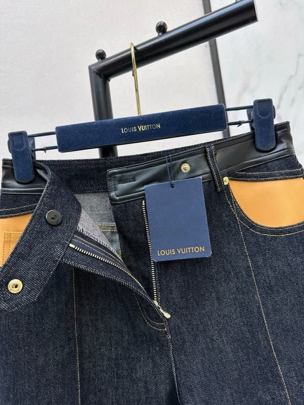 Джинсы женские фото 5