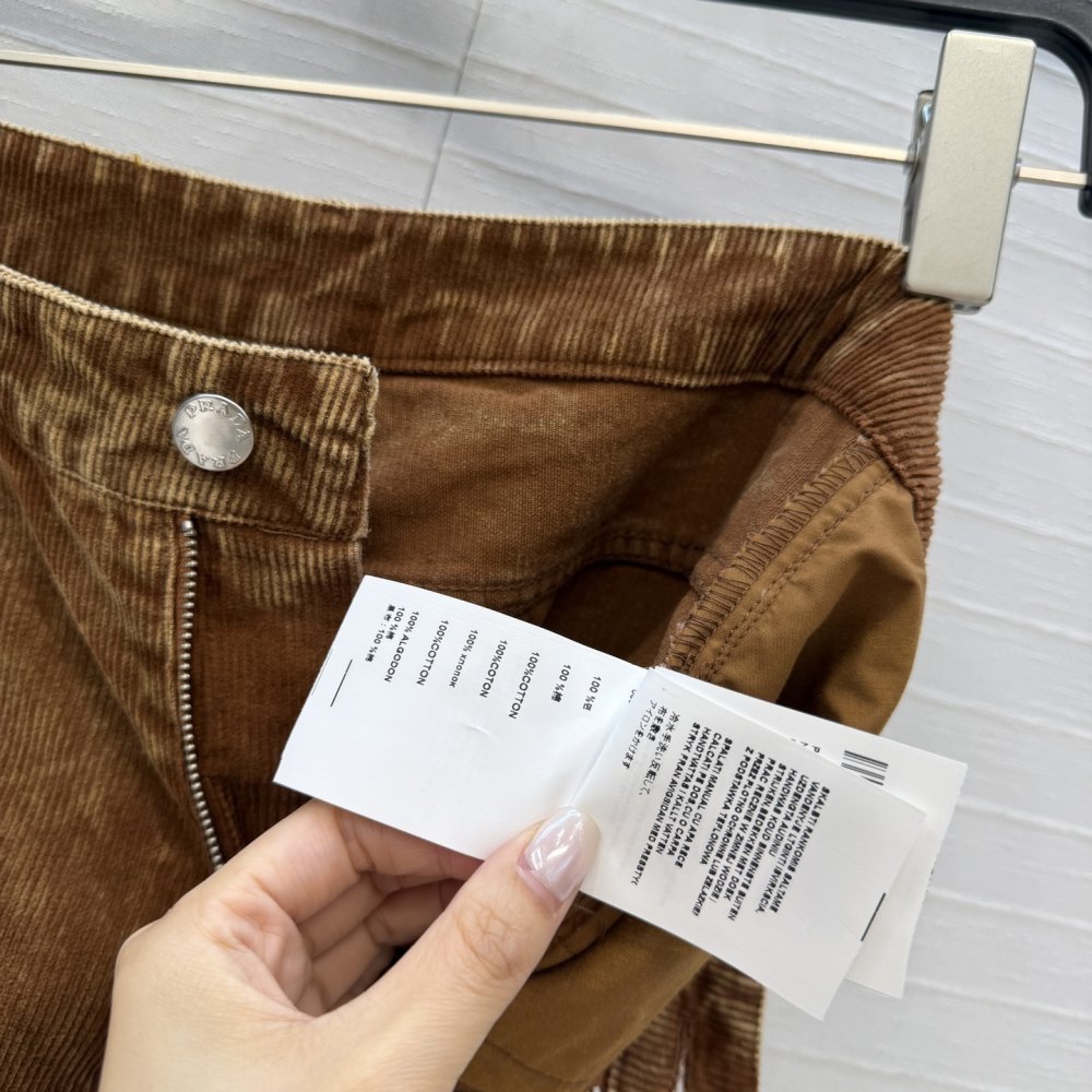 Джинсы женские фото 5