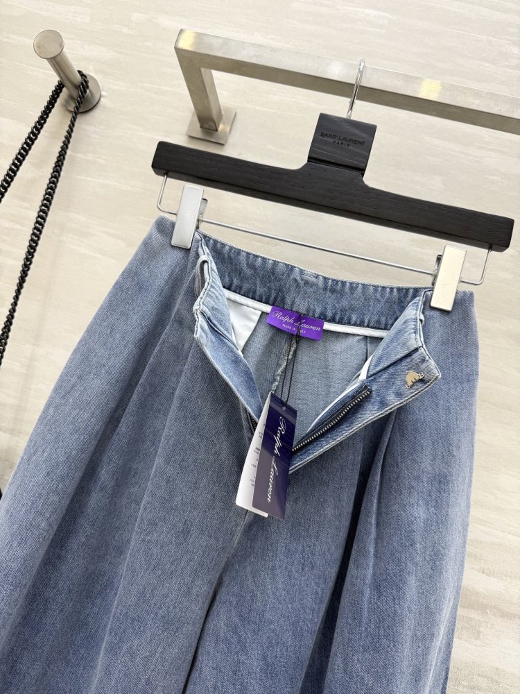 Джинсы женские фото 6