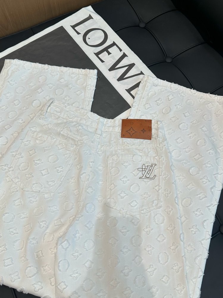 Джинсы женские фото 6