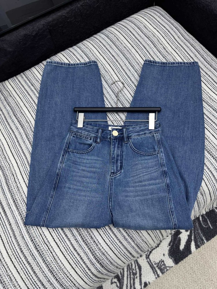 Джинсы женские фото 6