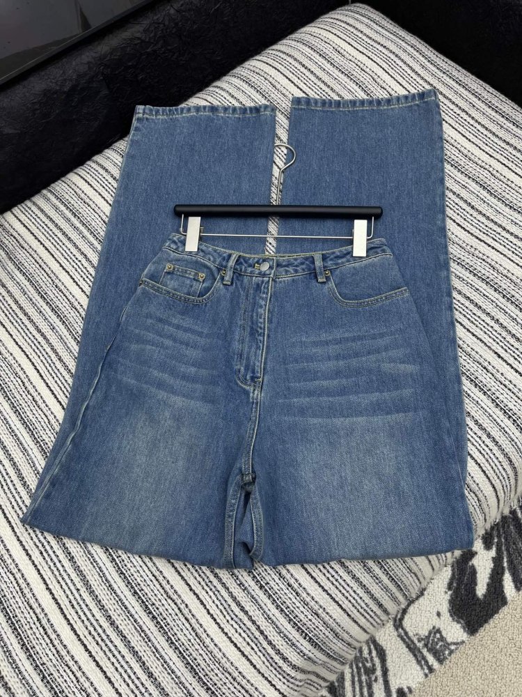 Джинсы женские фото 6