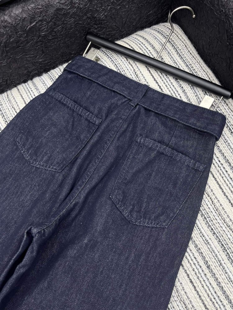 Джинсы женские фото 6