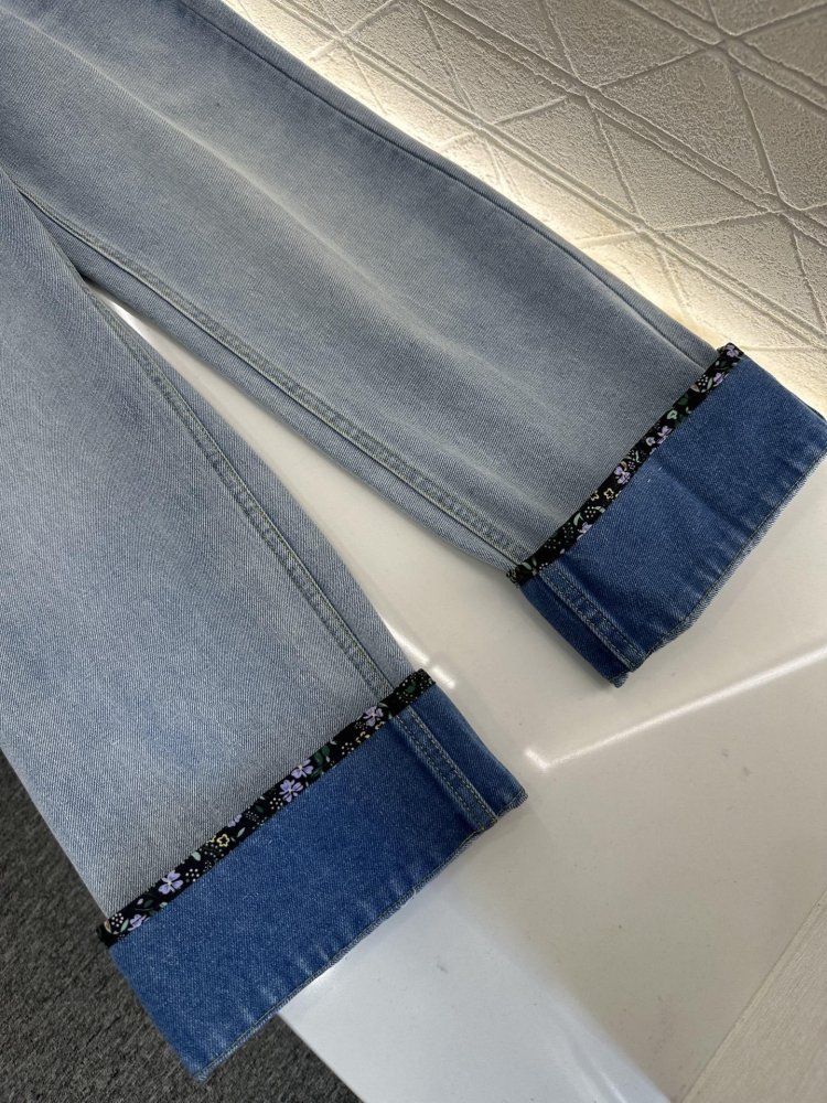 Джинсы женские фото 6