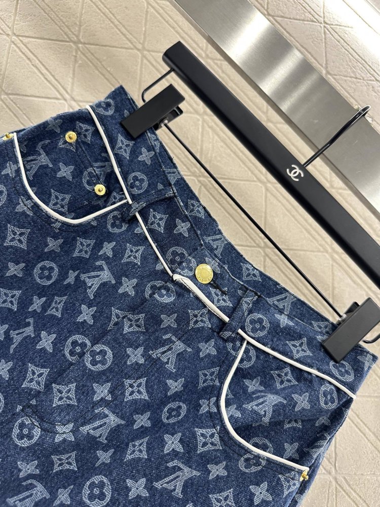 Джинсы женские фото 6