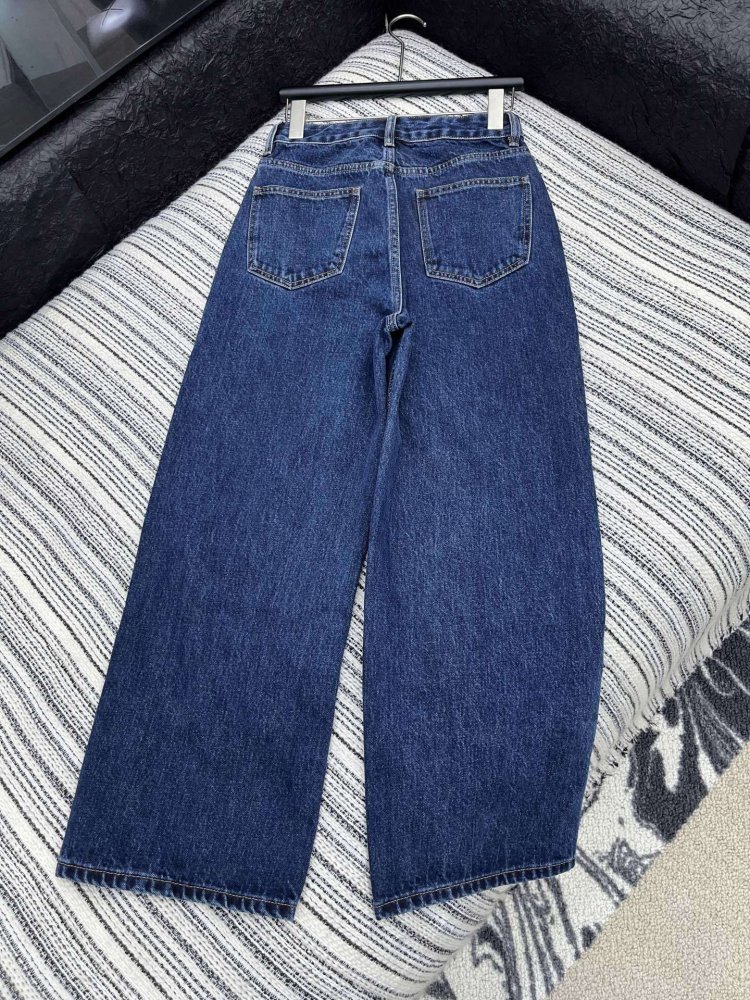 Джинсы женские фото 6