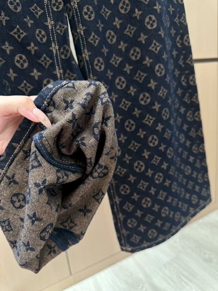 Джинсы женские фото 6