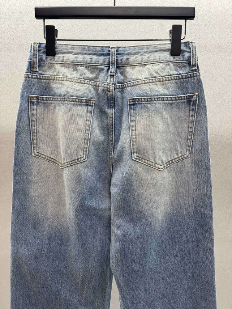 Джинсы женские фото 6