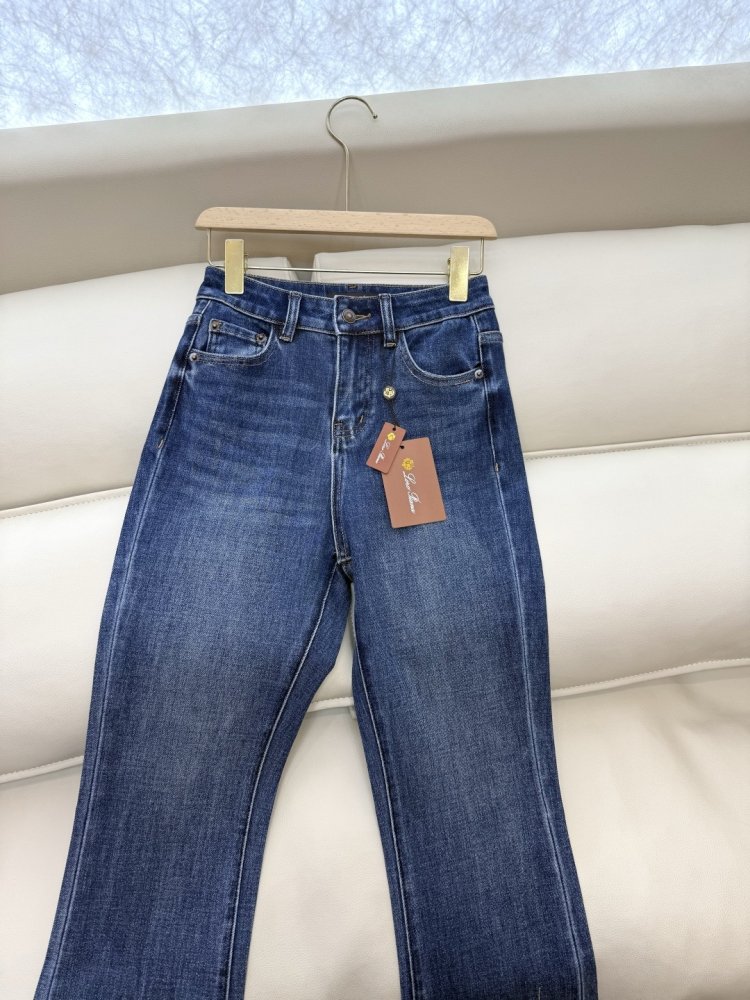 Джинсы женские фото 6