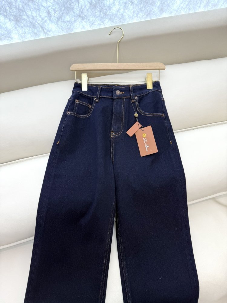 Джинсы женские фото 6