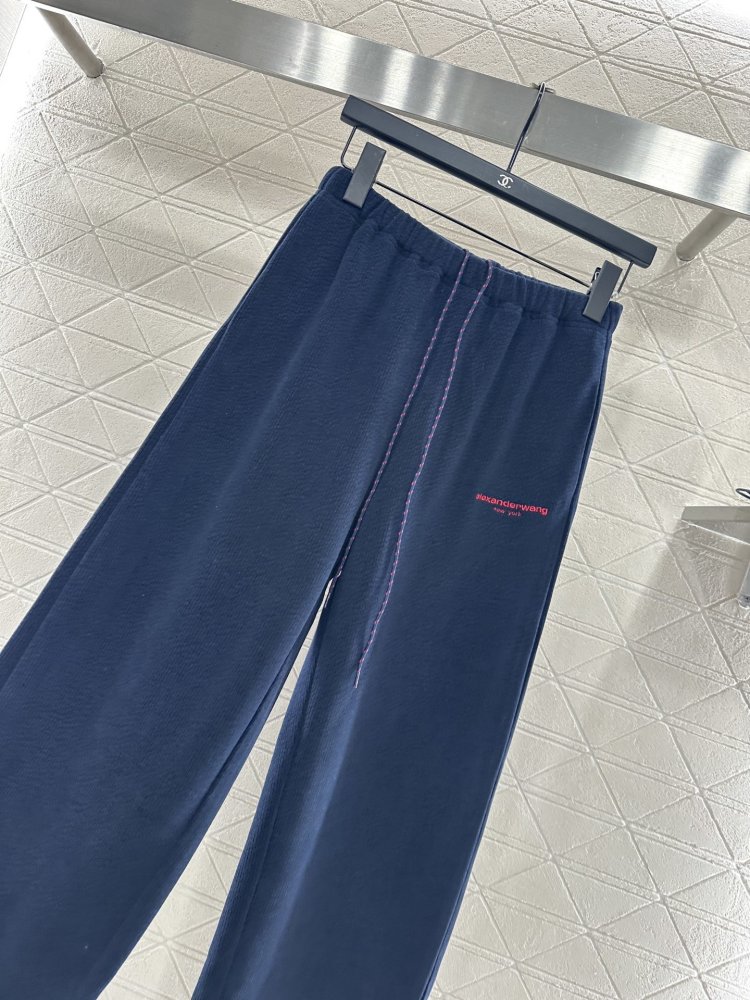 Джинсы женские фото 6