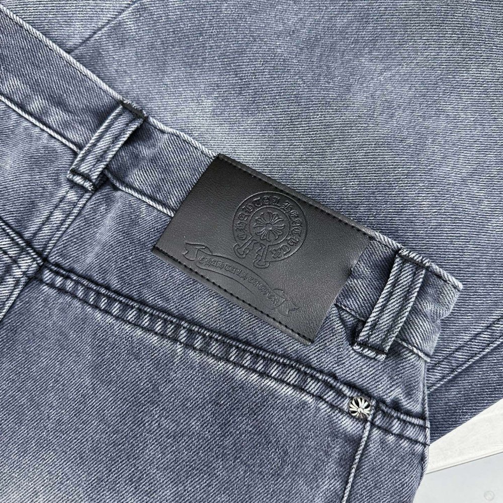 Джинсы женские фото 6