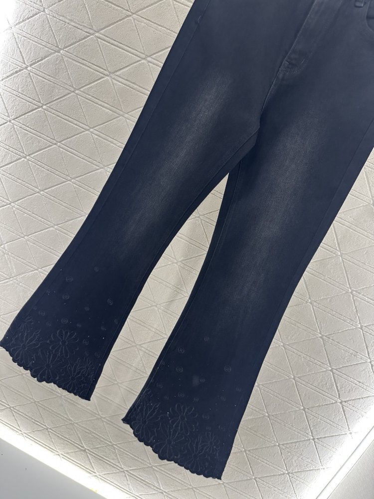 Джинсы женские фото 6