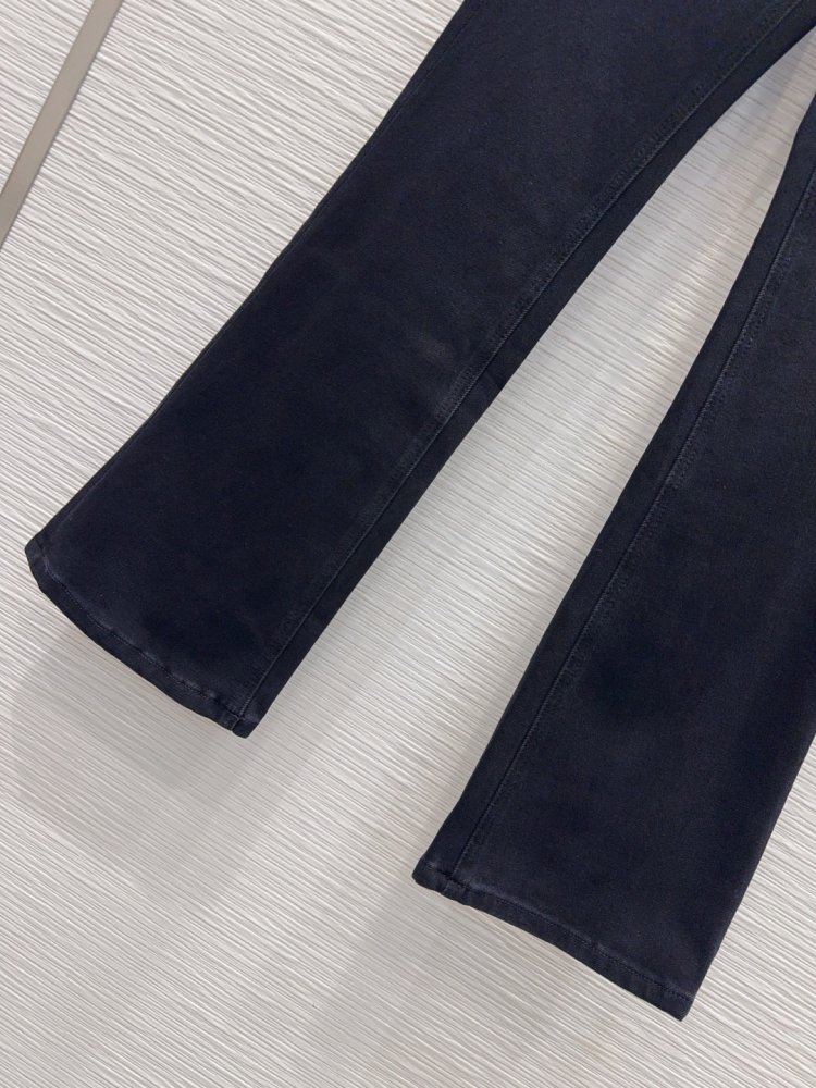 Джинсы женские фото 6