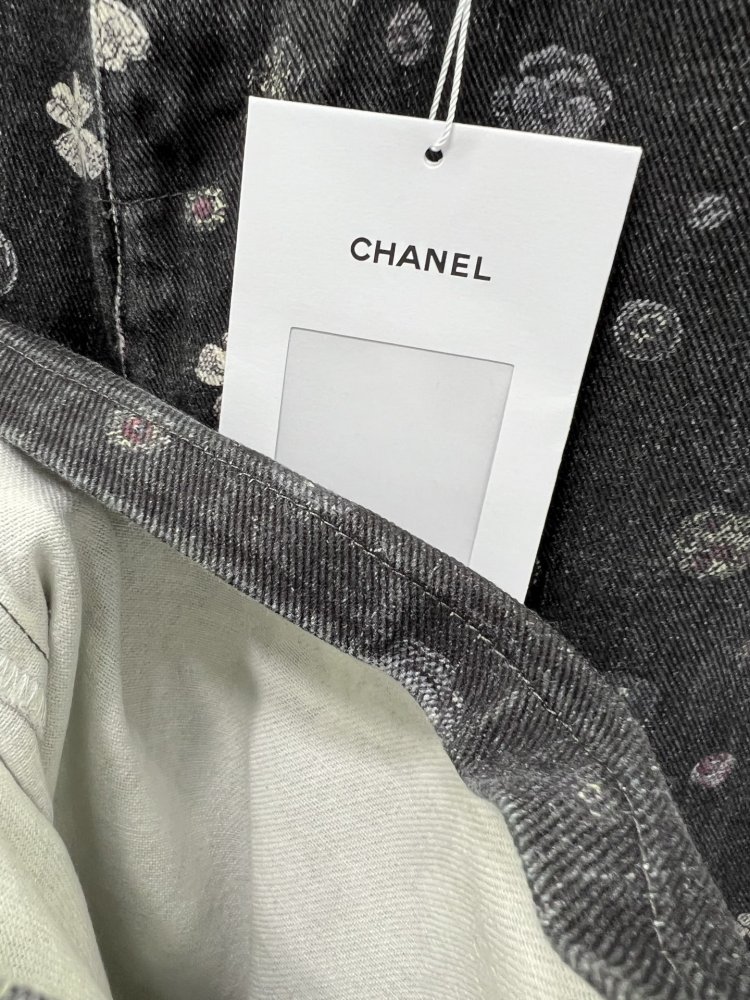 Джинсы женские фото 6