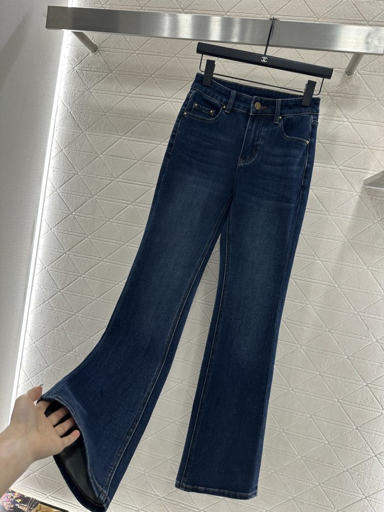 Джинсы женские фото 6