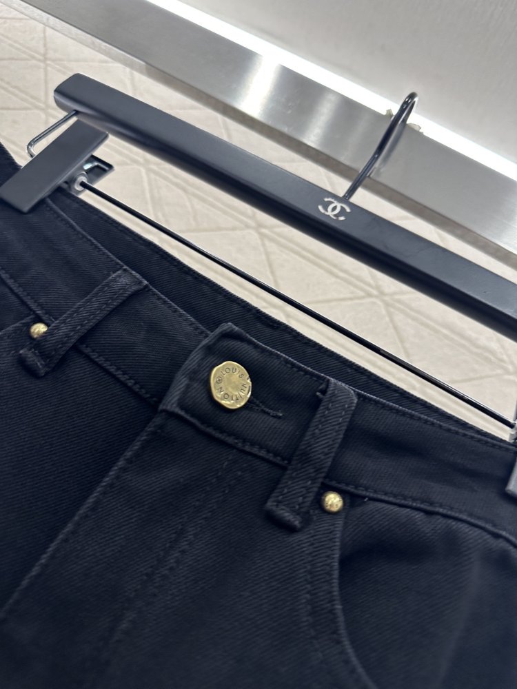 Джинсы женские фото 6