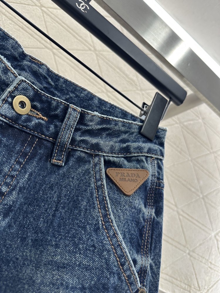 Джинсы женские фото 6