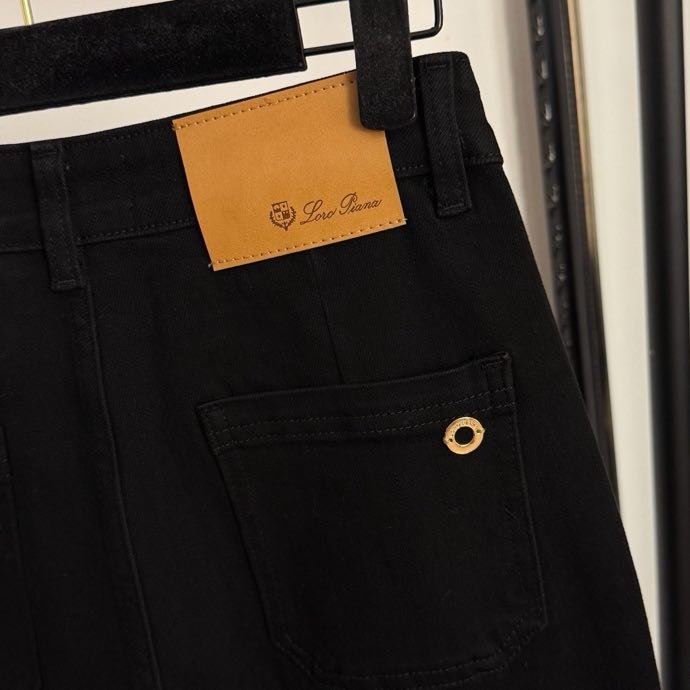 Джинсы женские фото 6