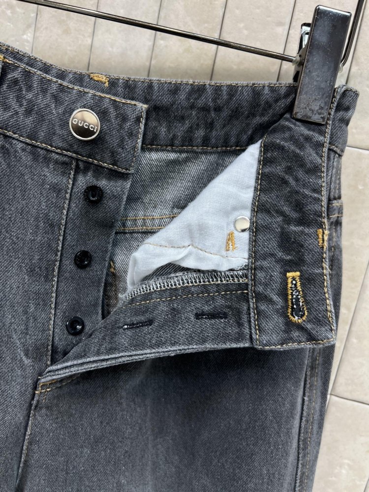 Джинсы женские фото 6