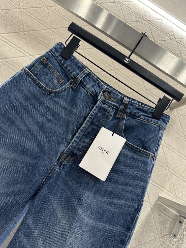 Джинсы женские фото 6