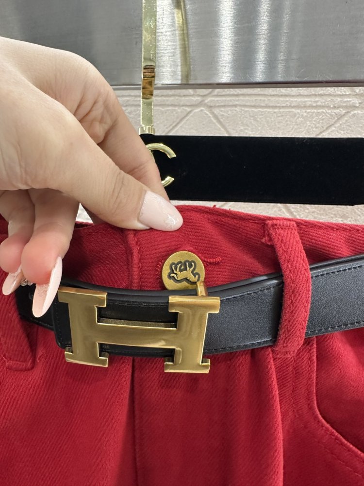 Джинсы женские фото 6