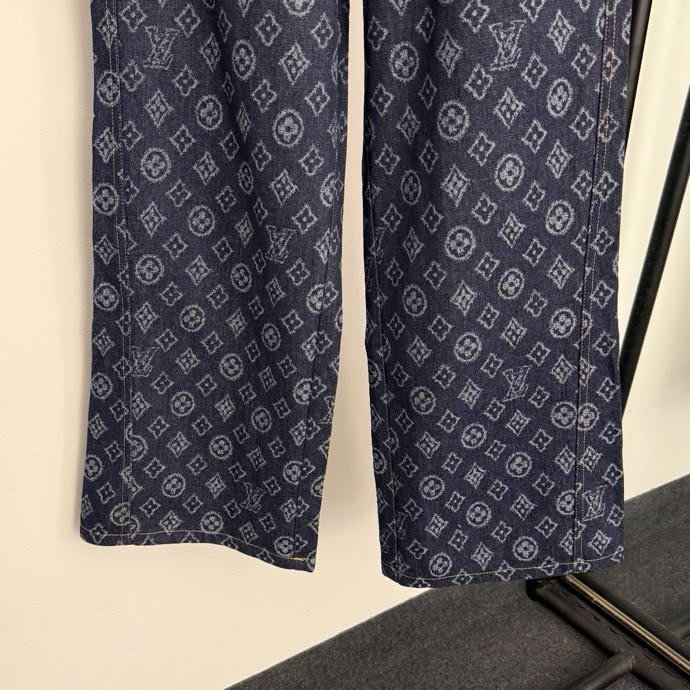 Джинсы женские фото 6