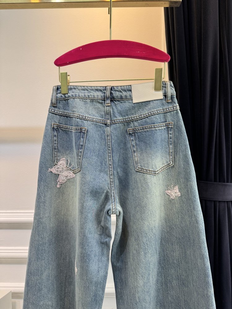Джинсы женские фото 6