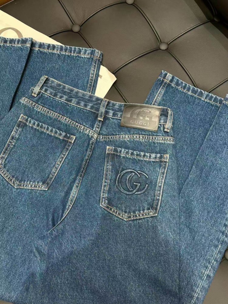 Джинсы женские фото 7