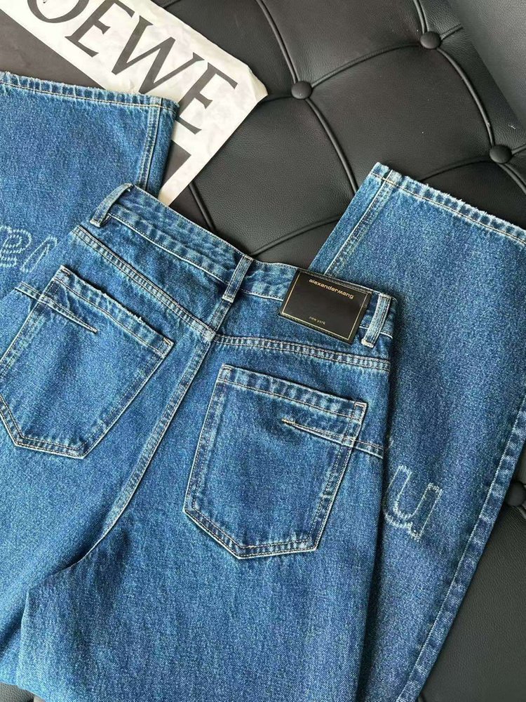 Джинсы женские фото 7