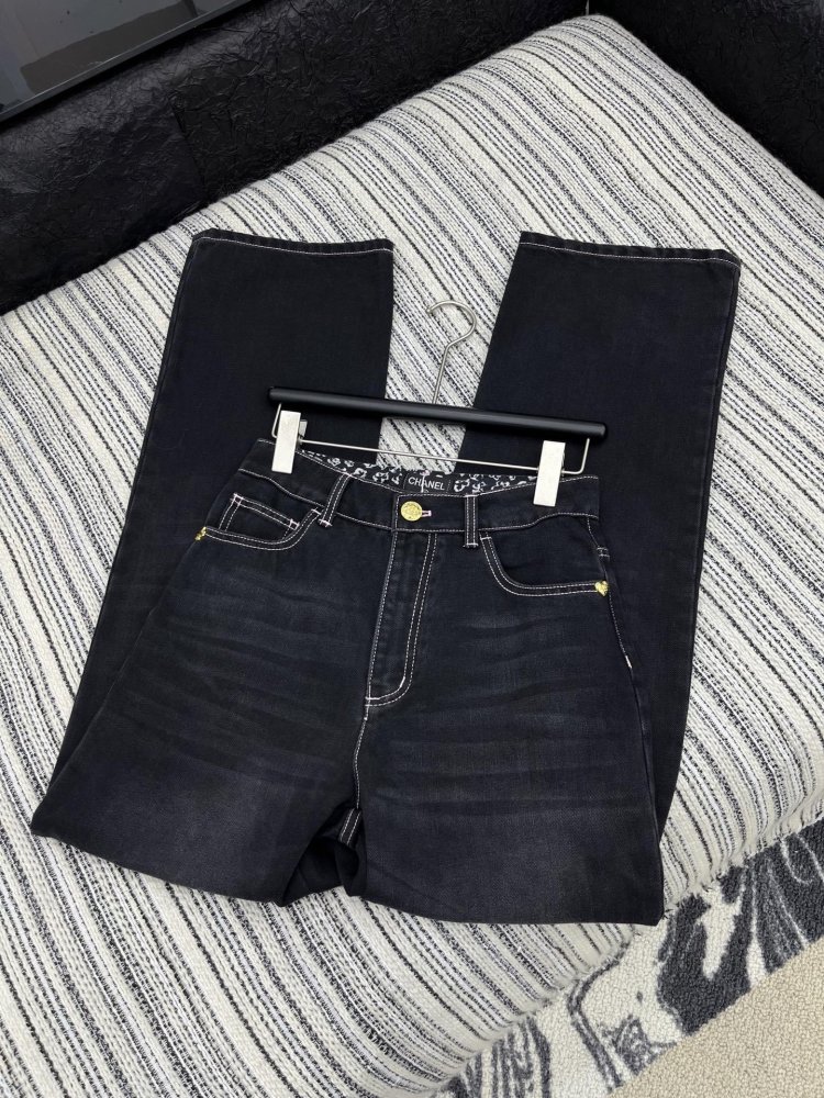 Джинсы женские фото 7