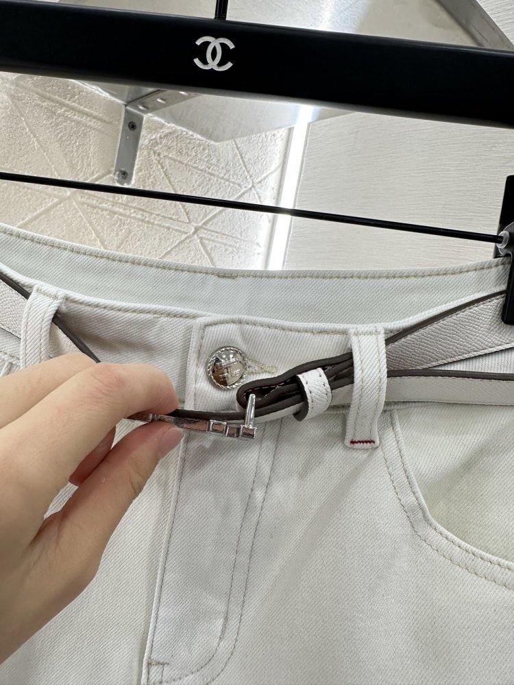 Джинсы женские фото 7