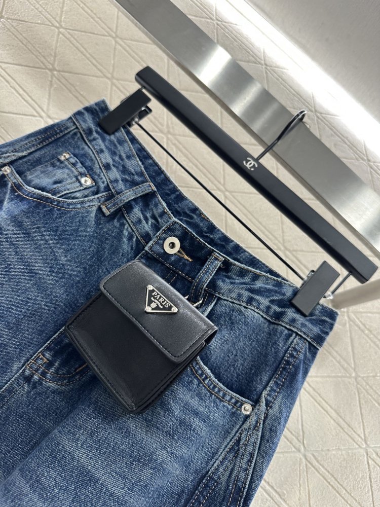 Джинсы женские фото 7