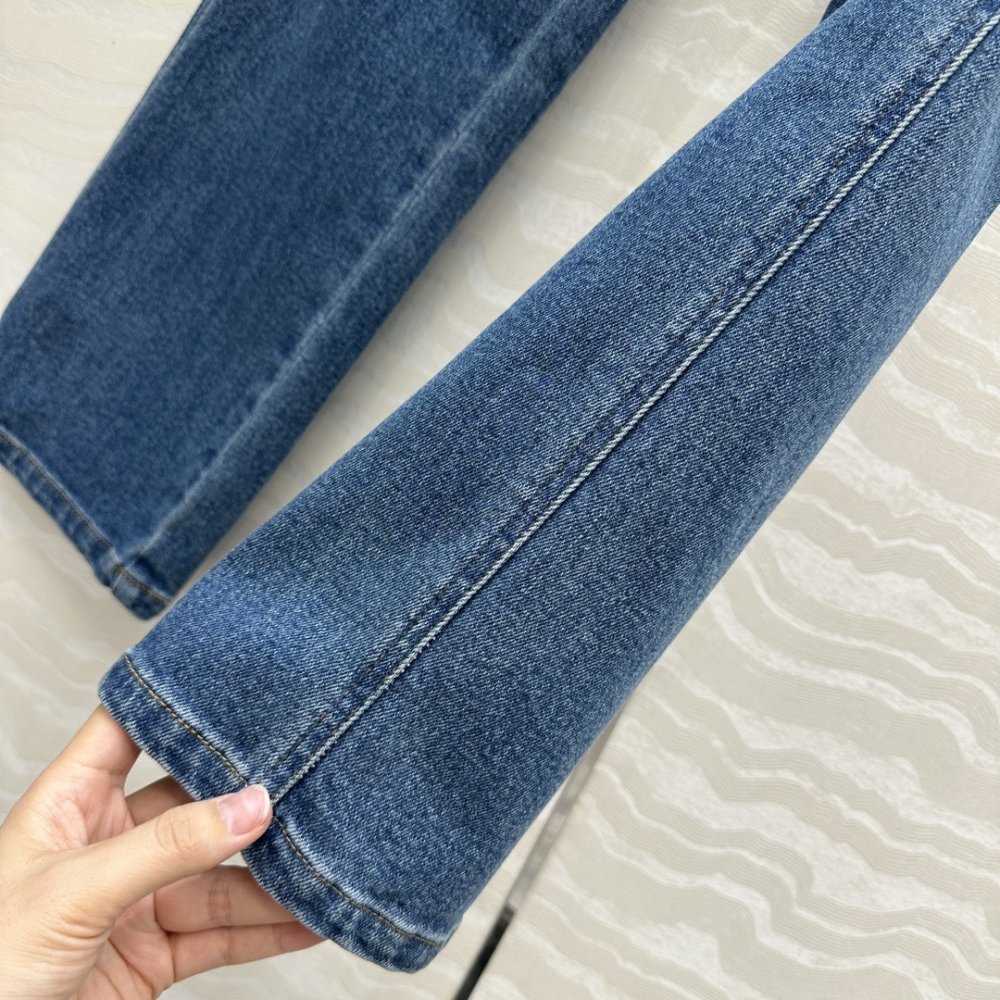 Джинсы женские фото 7