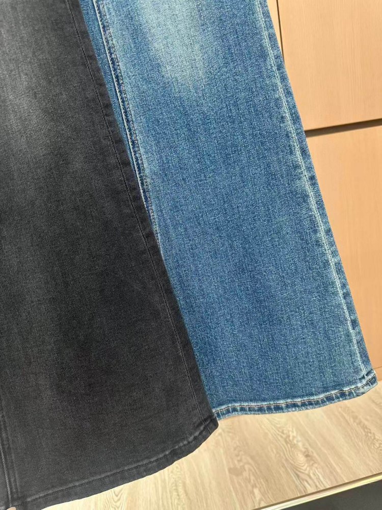 Джинсы женские фото 7