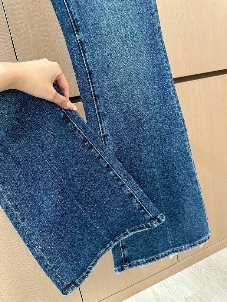 Джинсы женские фото 7