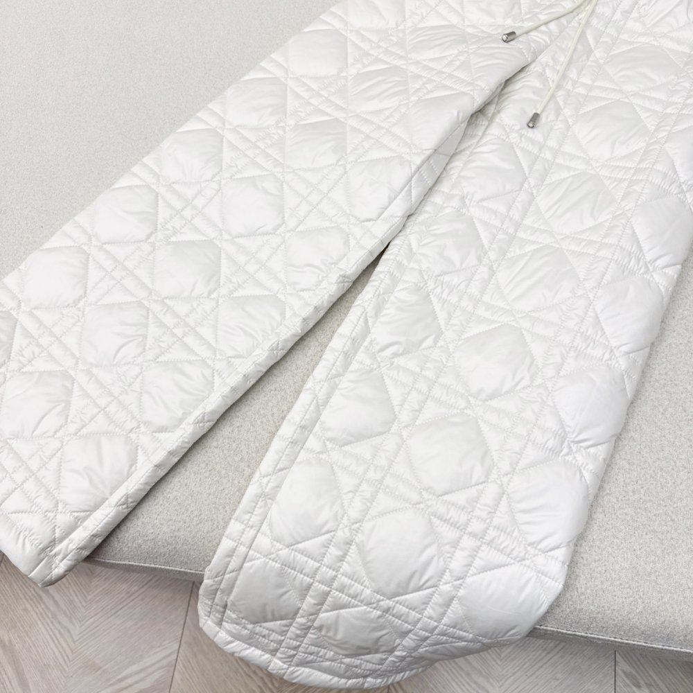 Джинсы женские фото 7