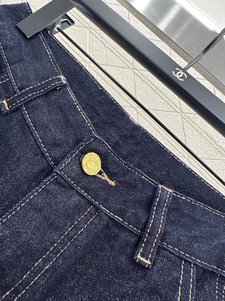 Джинсы женские фото 7