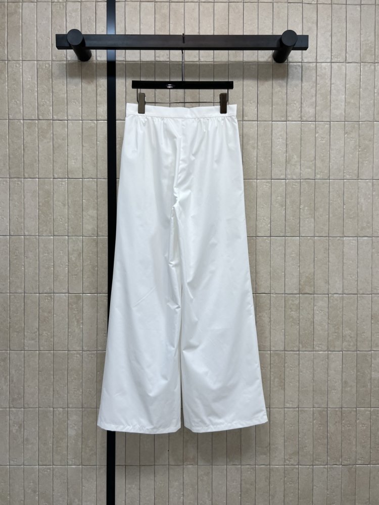 Джинсы женские фото 7