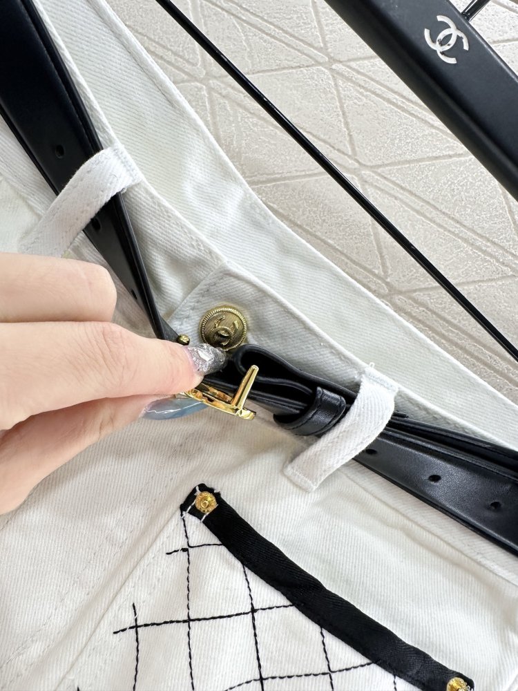 Джинсы женские фото 7