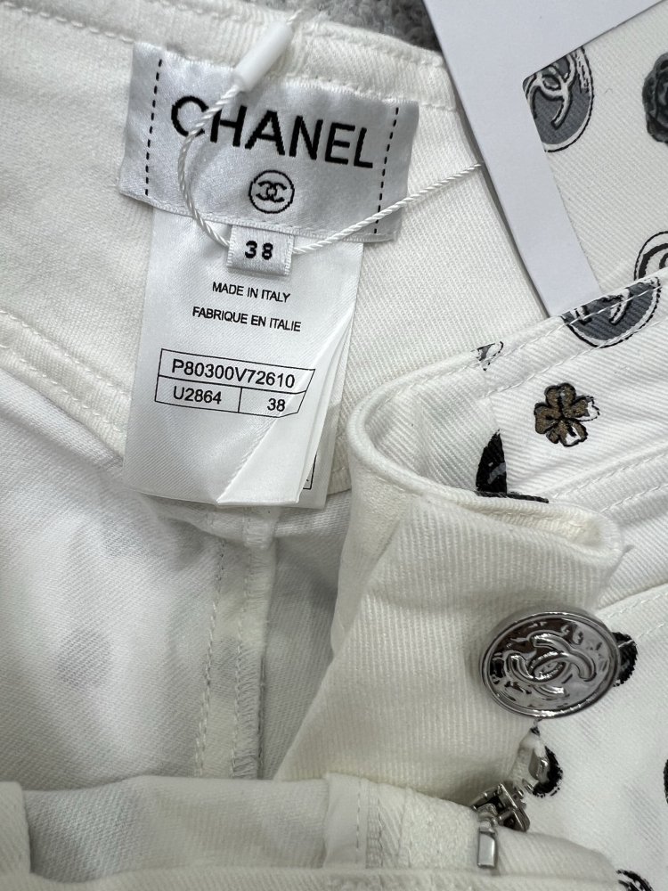 Джинсы женские фото 7