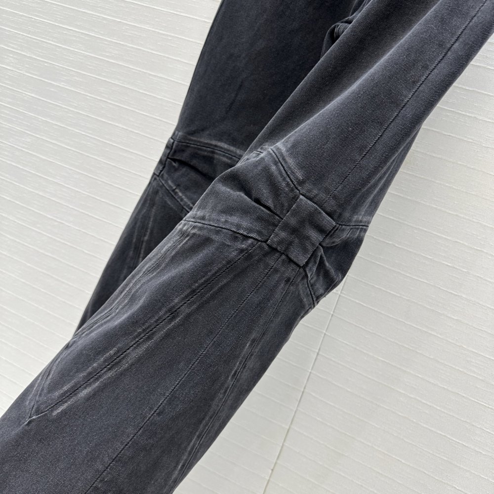 Джинсы женские фото 7