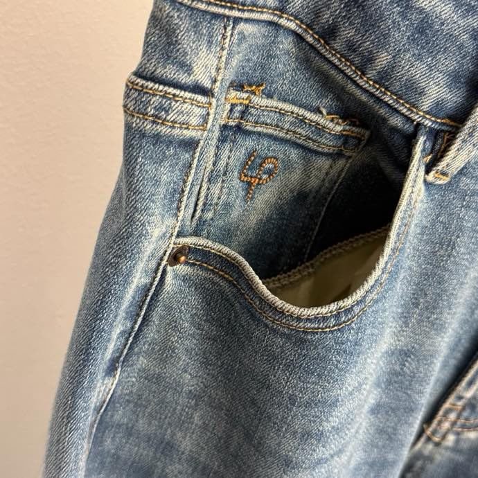 Джинсы женские фото 7