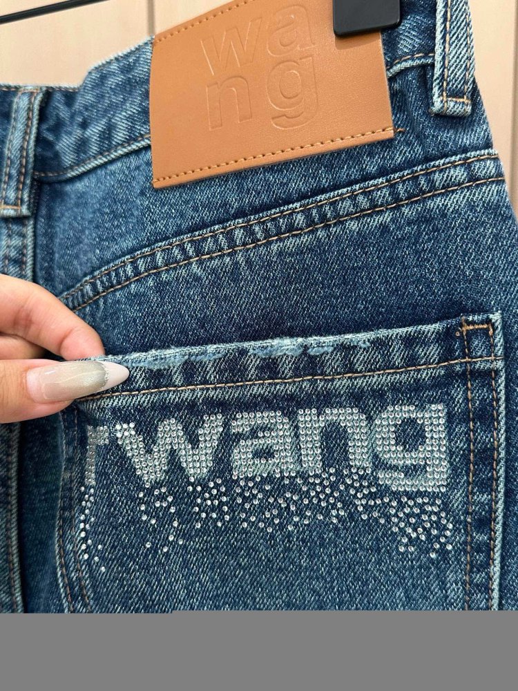 Джинсы женские фото 7