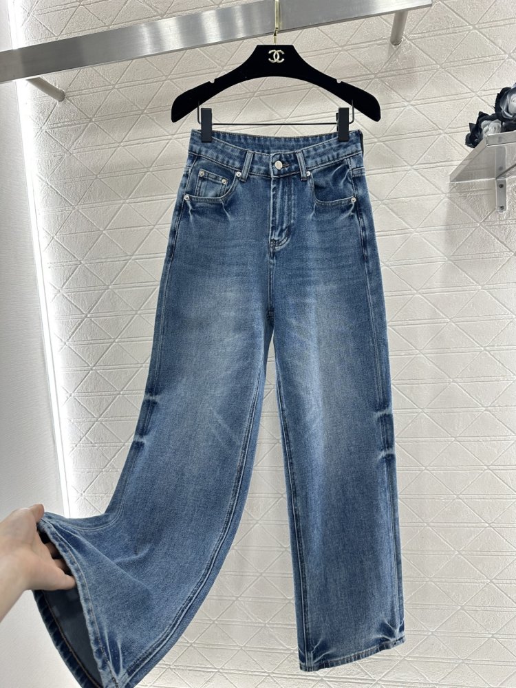 Джинсы женские фото 7