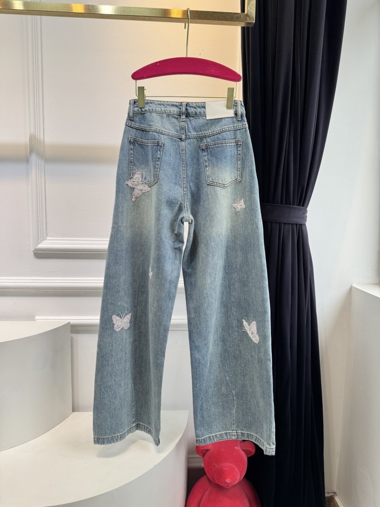 Джинсы женские фото 7