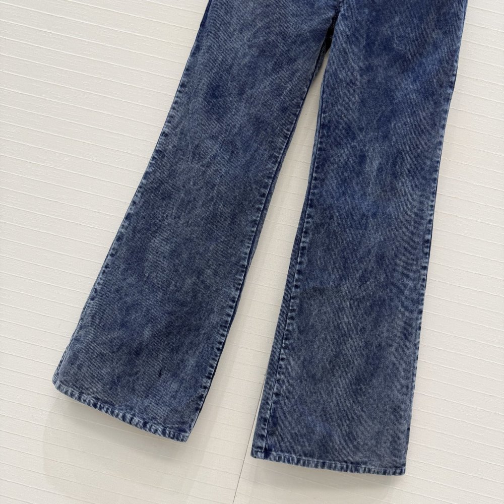 Джинсы женские фото 7